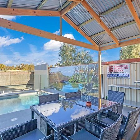 Golden River Motor Inn Moama Esterno foto