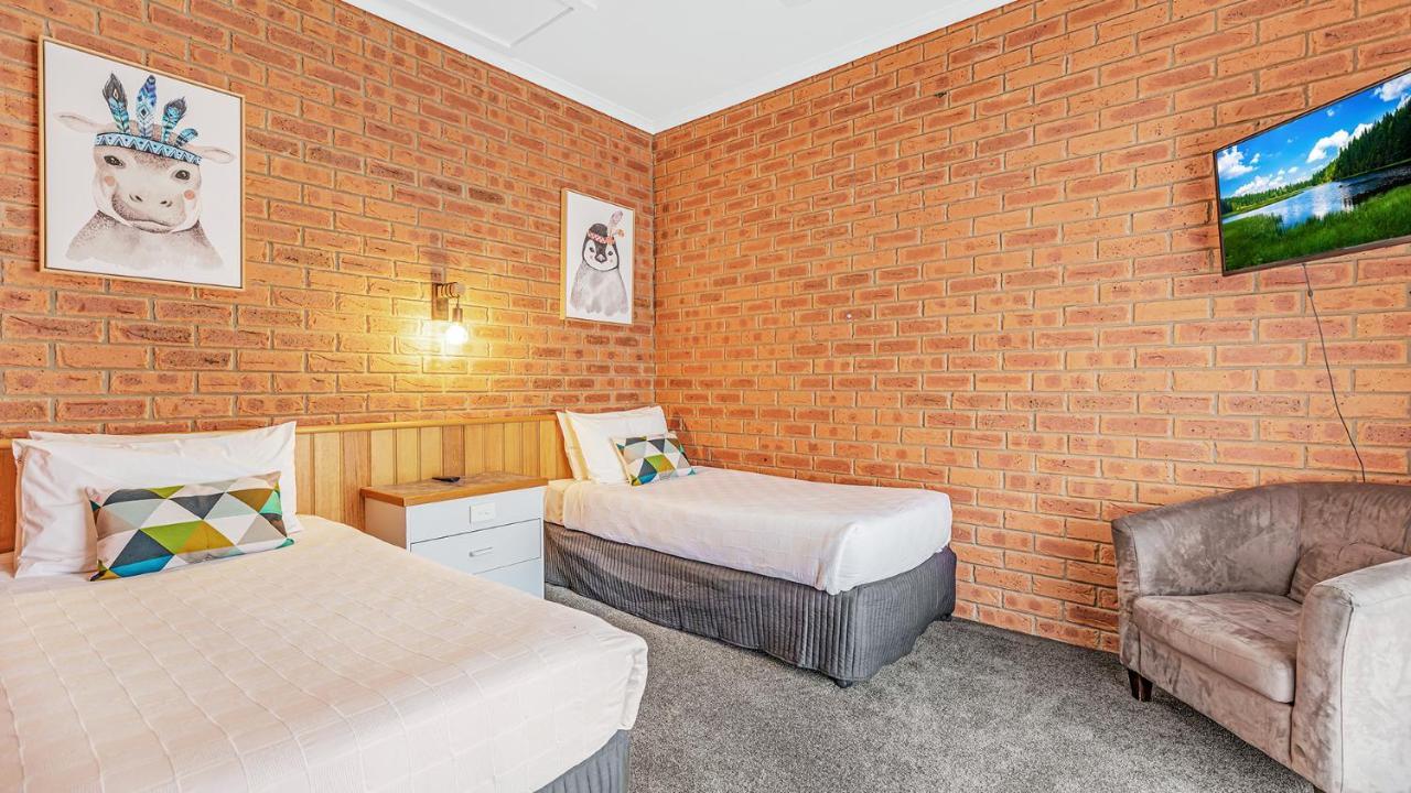 Golden River Motor Inn Moama Esterno foto