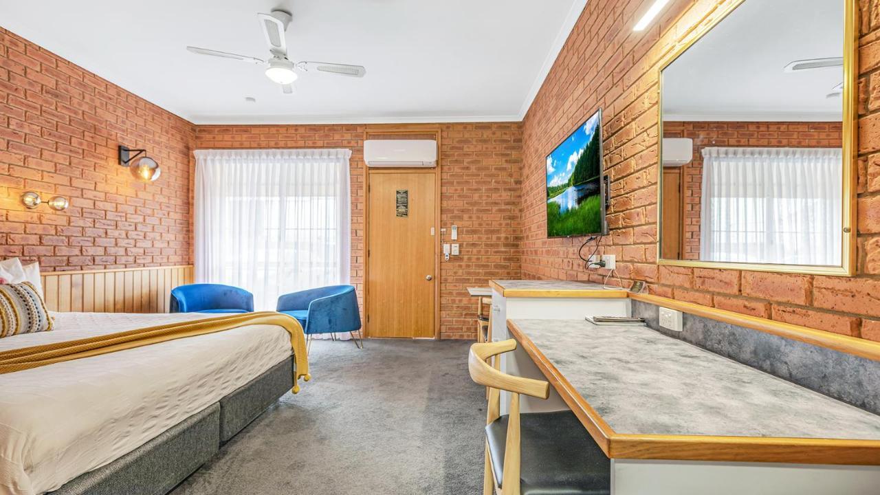 Golden River Motor Inn Moama Esterno foto