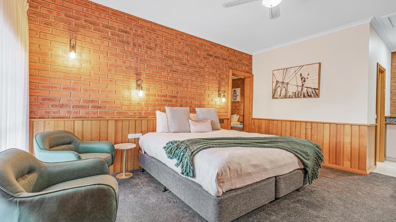 Golden River Motor Inn Moama Esterno foto