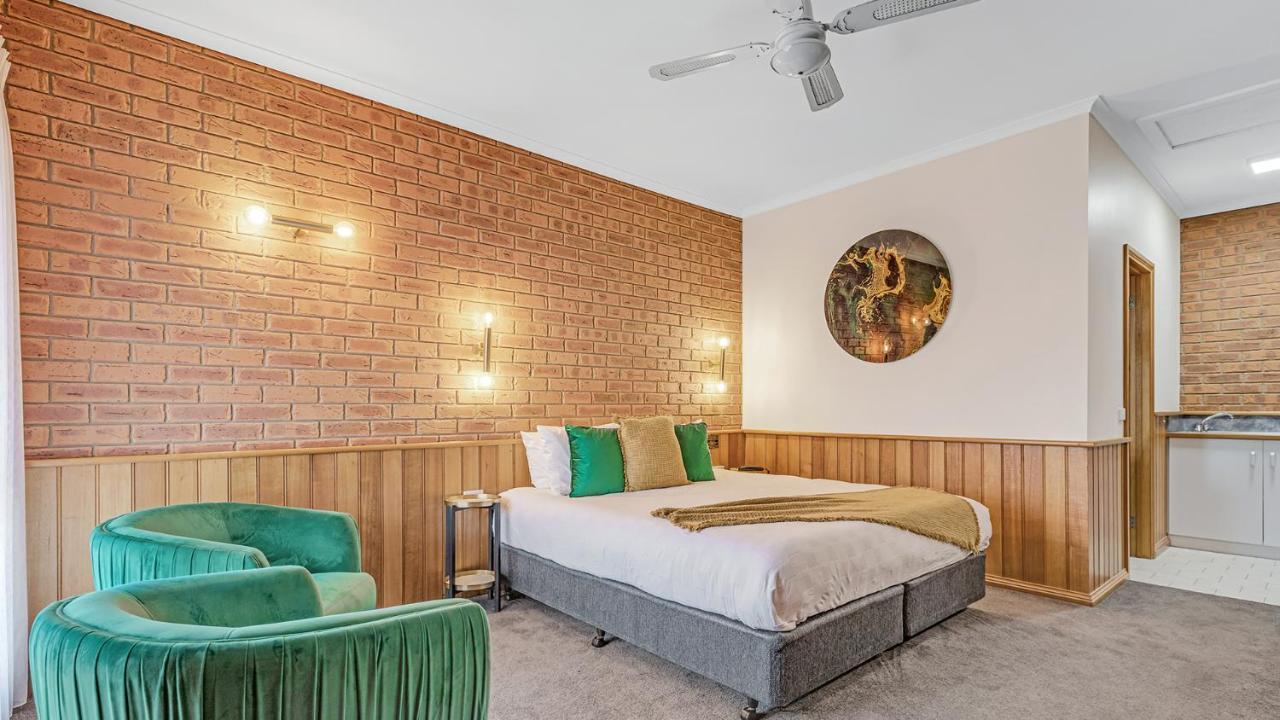 Golden River Motor Inn Moama Esterno foto