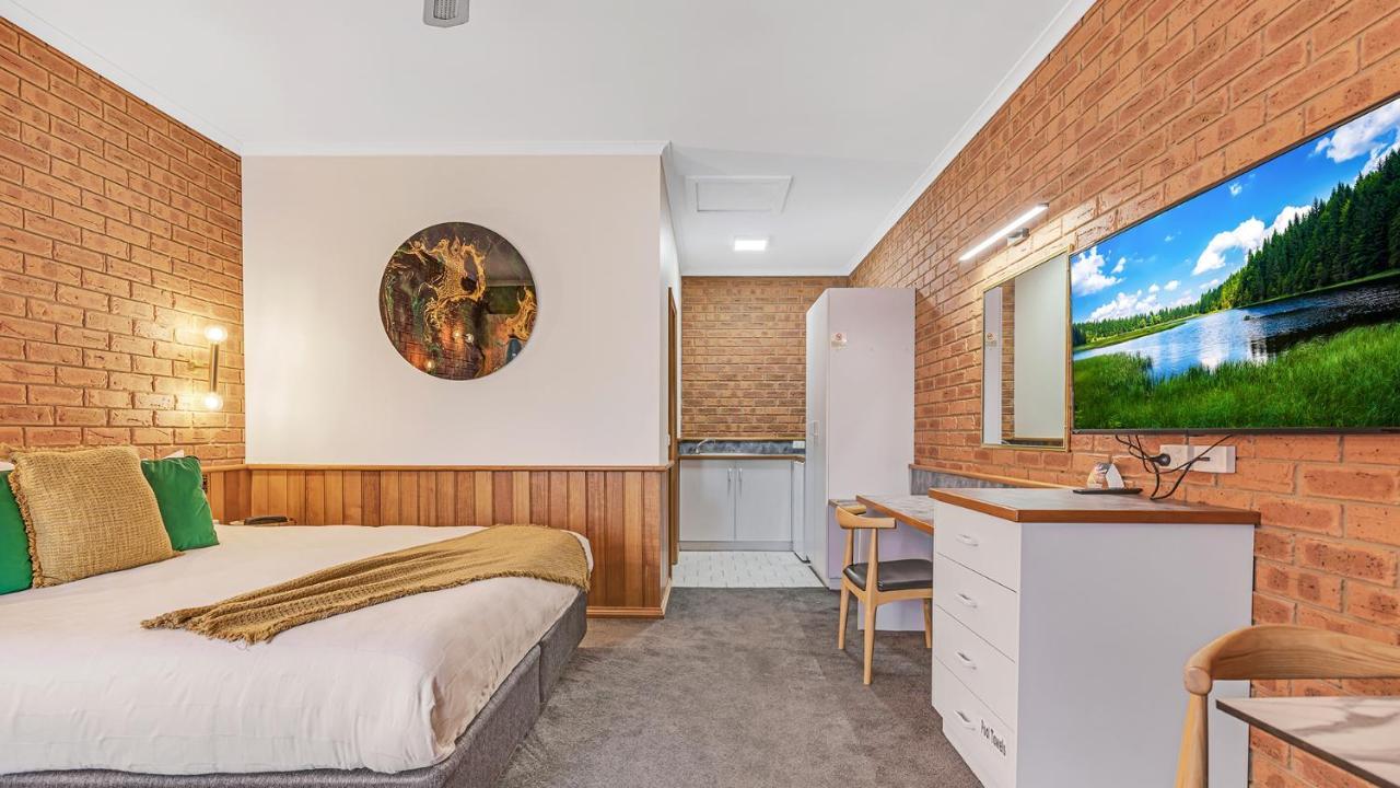 Golden River Motor Inn Moama Esterno foto