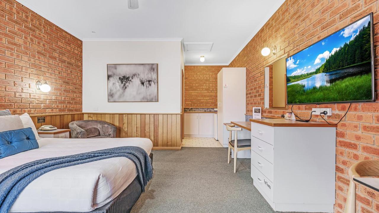 Golden River Motor Inn Moama Esterno foto