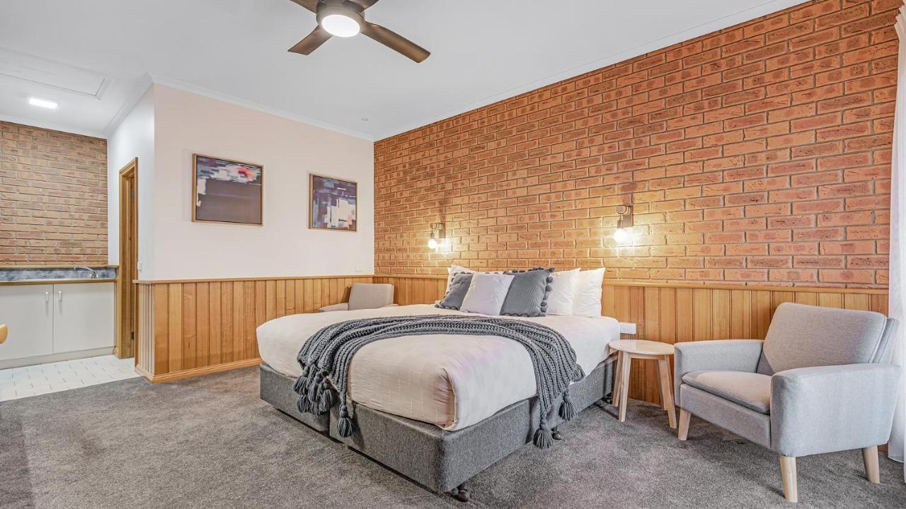 Golden River Motor Inn Moama Esterno foto
