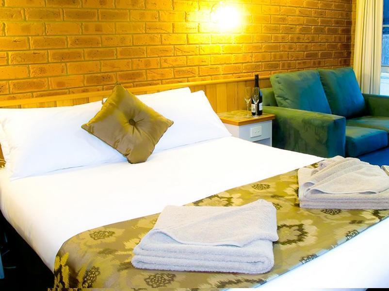 Golden River Motor Inn Moama Esterno foto