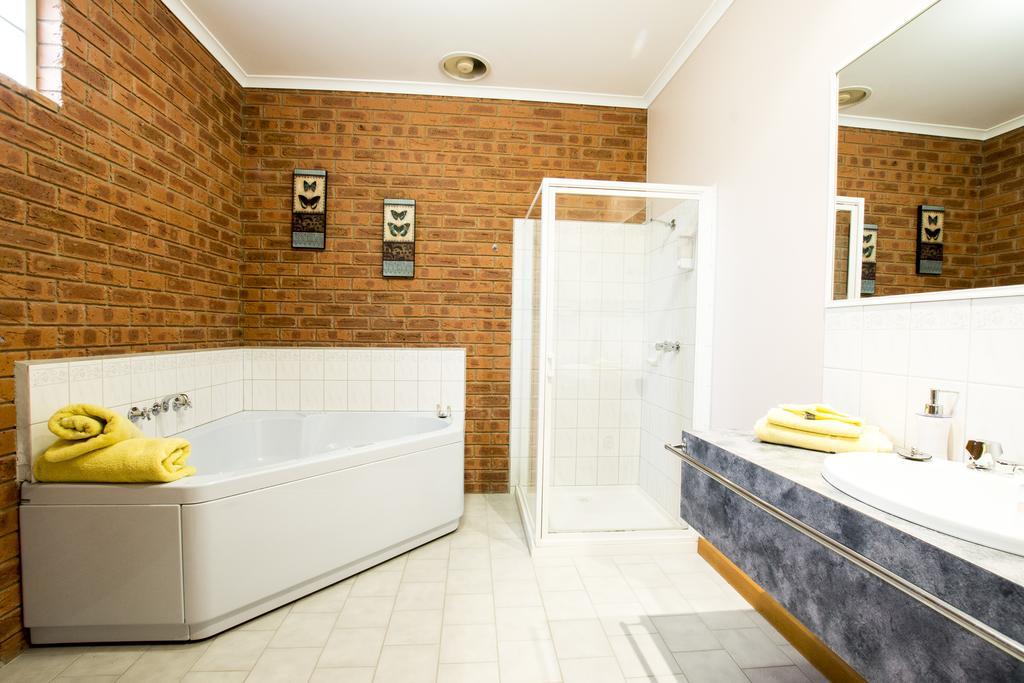 Golden River Motor Inn Moama Esterno foto