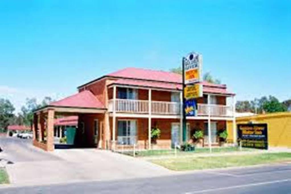 Golden River Motor Inn Moama Esterno foto